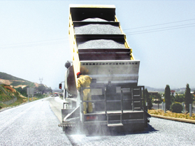 橡膠瀝青同步碎石封層技術(shù)